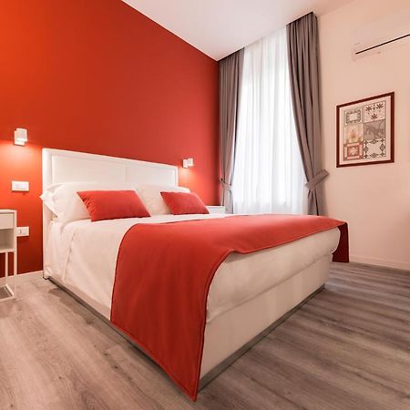 Napoliving Hotel ภายนอก รูปภาพ