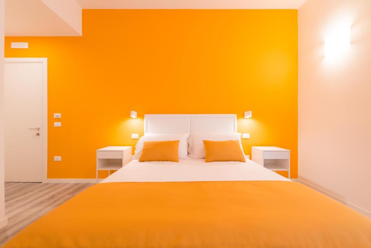 Napoliving Hotel ภายนอก รูปภาพ