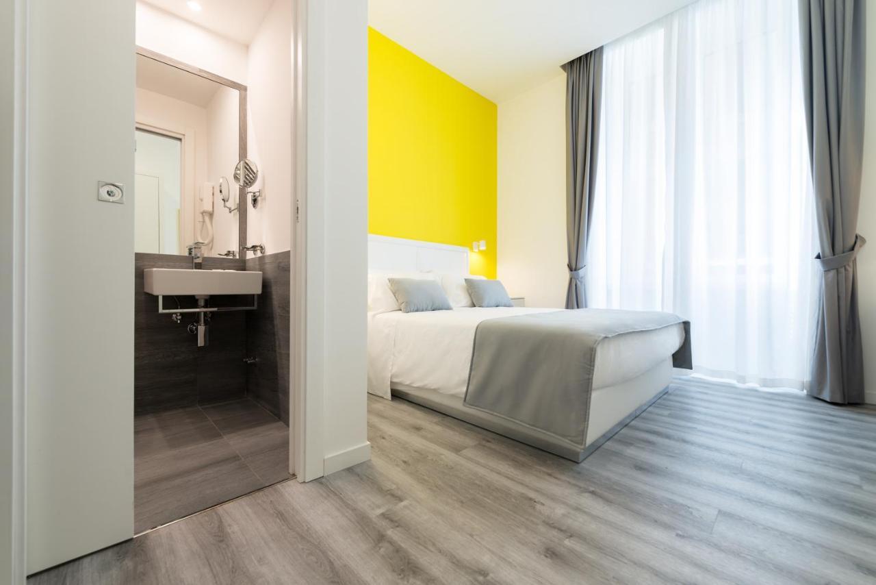 Napoliving Hotel ภายนอก รูปภาพ